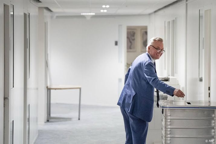 Fracties D66, VVD en CDA in conclaaf over coalitieakkoord