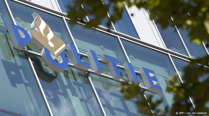 Politie onderzoekt 'bepaalde berichten' over Utrechtse agent