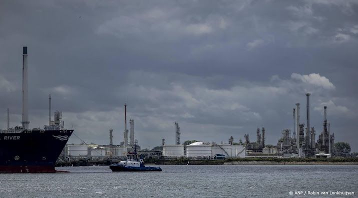 Klimaatraad: Nederland moet kiezen welke industrie blijft bestaan