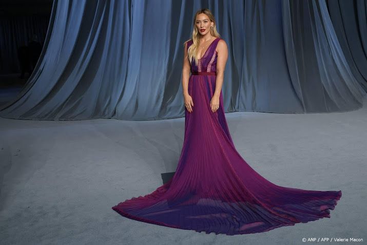 Hilary Duff kondigt wereldtournee aan