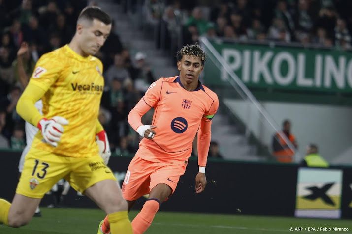 FC Barcelona steviger aan kop na zege op Elche