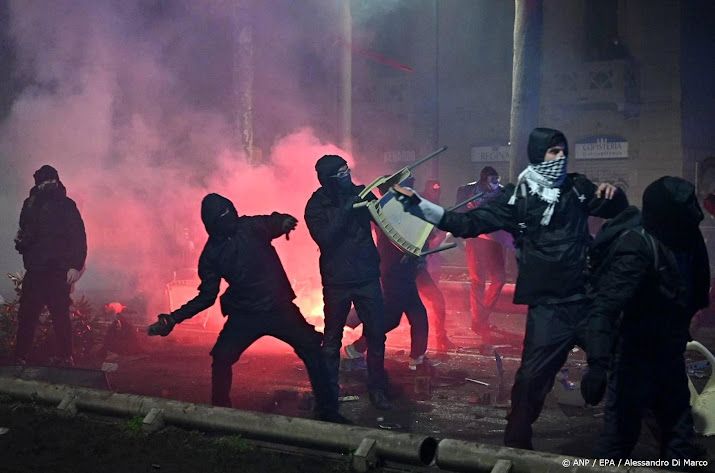 Tientallen gewonden bij onrust in Turijn 