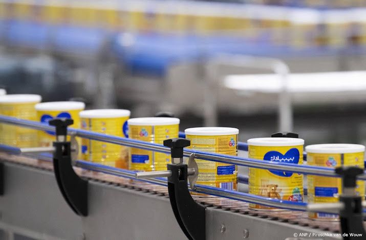 EU-autoriteit wil lagere drempel voor giftige stof in babyvoeding