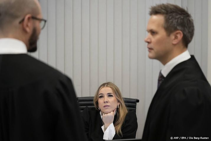 Eerste vermeende slachtoffer Høiby emotioneel in rechtbank