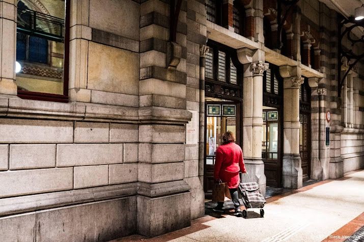 Nog geen treinen in Groningen door verlenging code rood