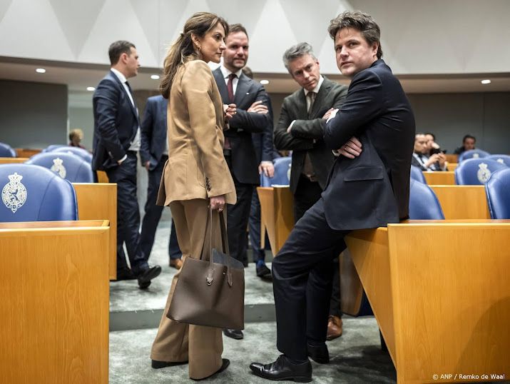 Kamermeerderheid wil vier omroephuizen en één taakomroep