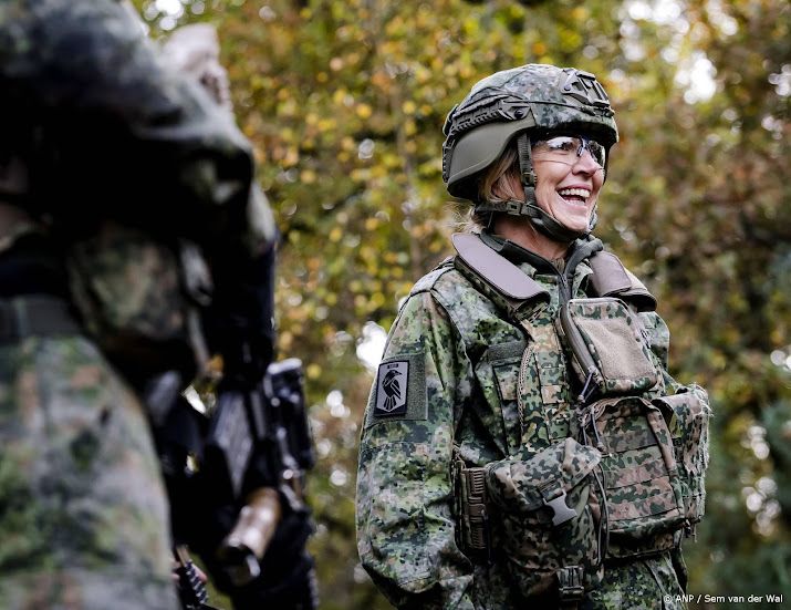 Staatssecretaris Tuinman heet Máxima welkom bij defensie