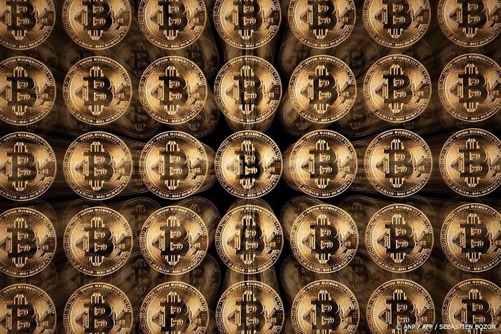 Bitcoin veert op na koersval tot 60.000 dollar