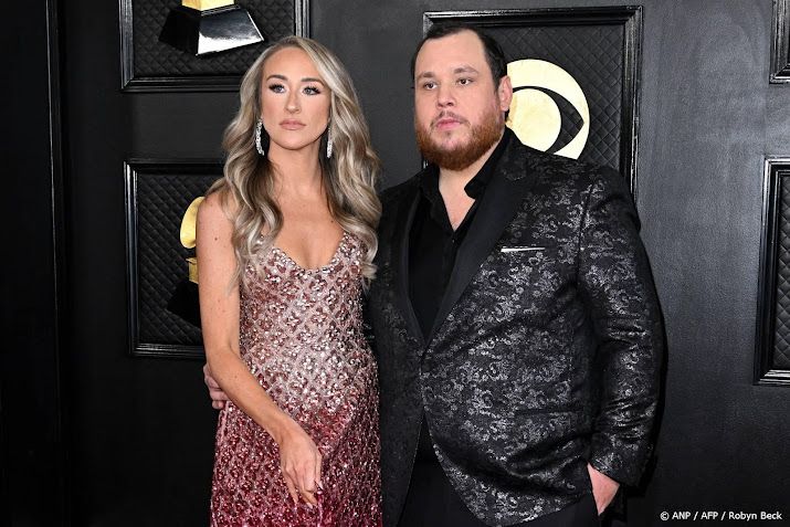 Luke Combs zegt concert af vanwege gezinsuitbreiding