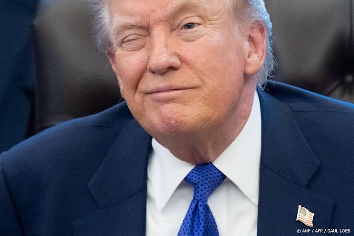 Trump deelt video waarin Obama's zijn afgebeeld als apen