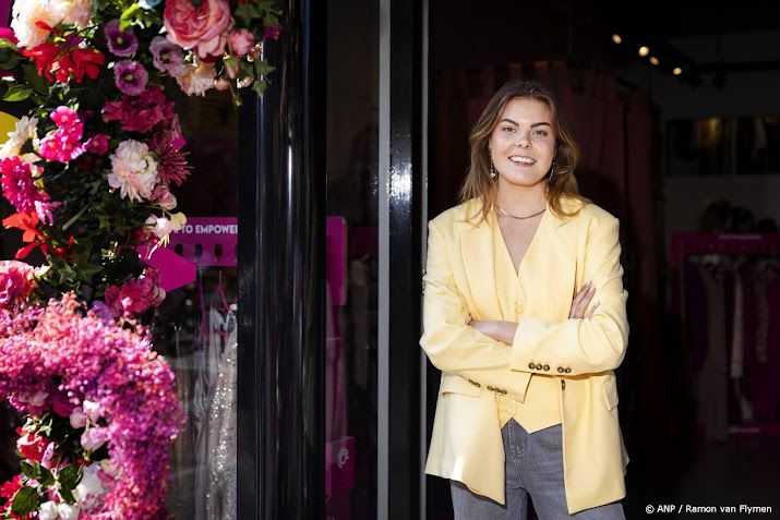 Kledingwinkel van Eloise bestaat twee jaar