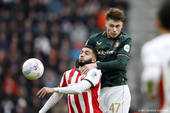 Feyenoord haalt Kraaijeveld bij selectie van eerste elftal