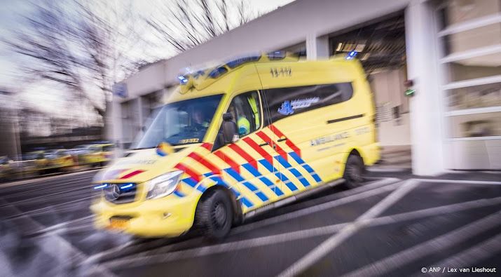Dode en gewonde bij eenzijdig ongeval in Limburgse Kessel