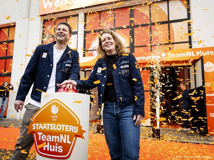 Olympisch schaatskampioenen Kramer en Wüst openen TeamNL Huis