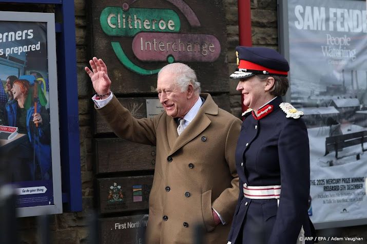 Charles opnieuw nageroepen over Andrew en Epstein