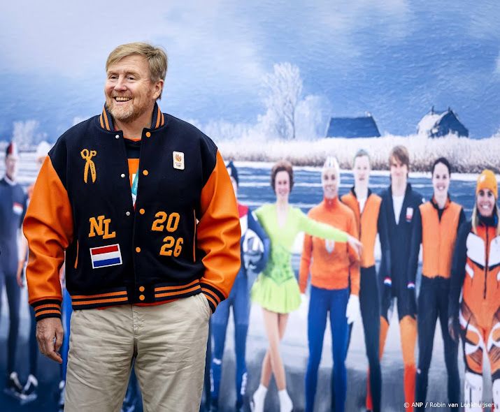 Koningspaar ontmoet familie en vrienden van olympiërs in Milaan