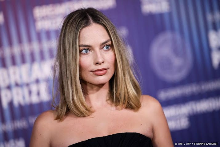 Margot Robbie hekelt collega die haar boek met afslanktips gaf