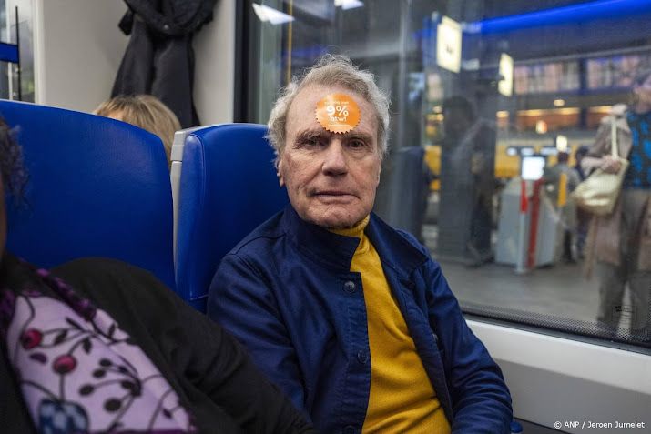 Drie Nederlandse schrijvers in top 5 wekelijkse boekenlijst 