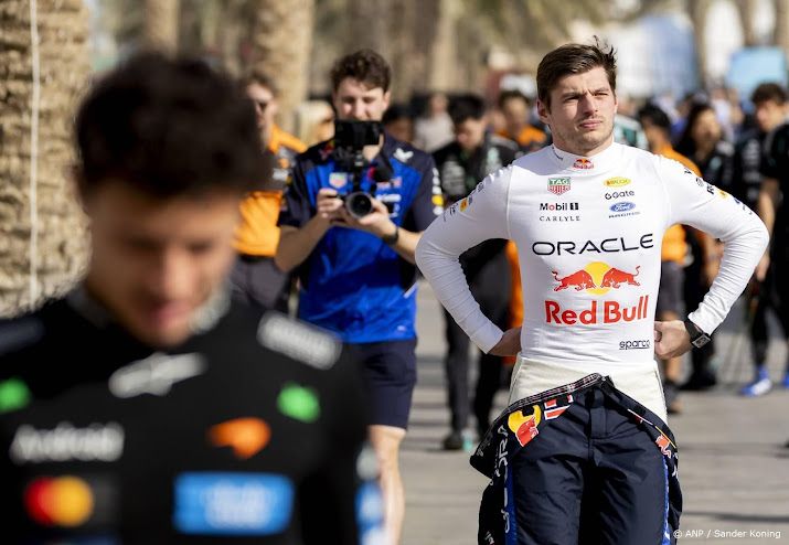 Verstappen meteen circuit op tijdens eerste F1-testdag in Bahrein