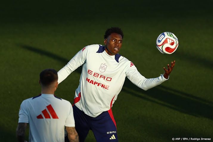 Spaanse spits Aghehowa lijkt door blessure WK voetbal te missen