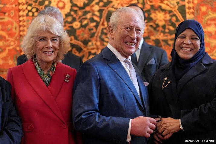 Charles en Camilla bezoeken expositie over cultureel erfgoed 