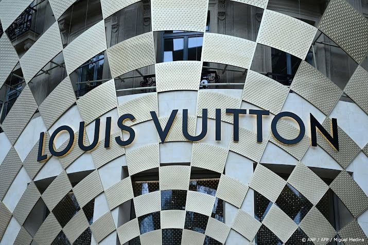 OM beboet Louis Vuitton voor tekortkomende witwascontroles