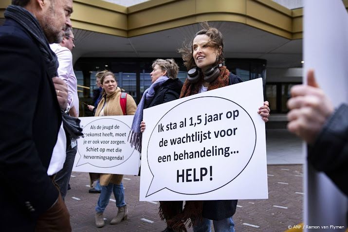 Jeugdzorgmedewerkers leggen 2 maart in hele land werk neer