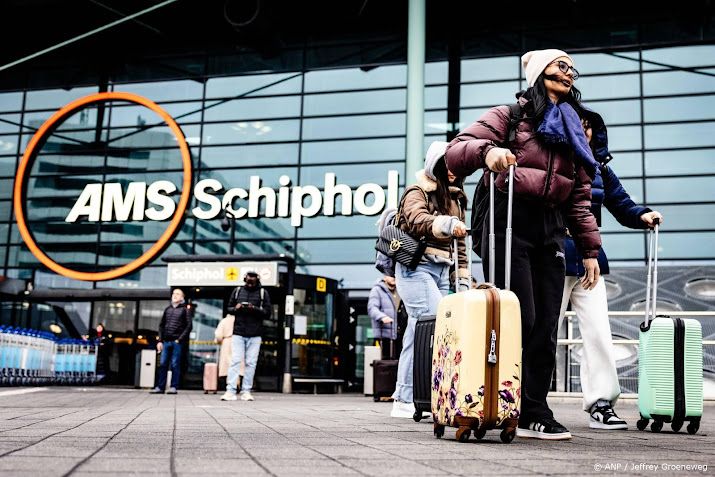 Luchtvaartbranche noemt dividenduitkering Schiphol 'wrang'