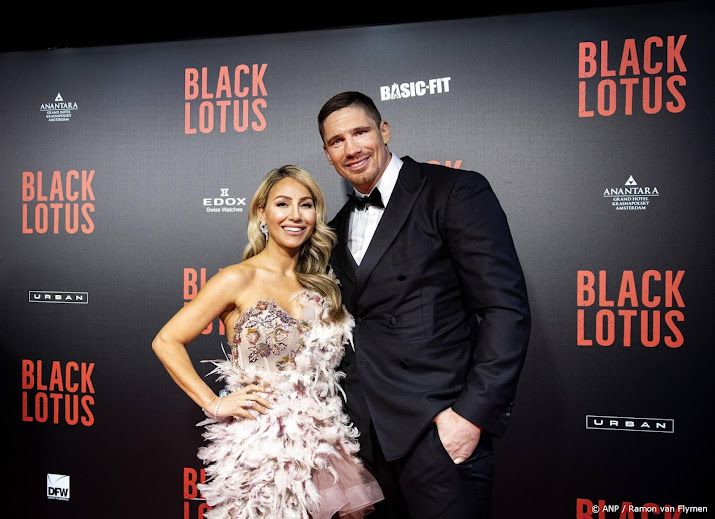 Rico Verhoeven deelt ode aan verloofde Naomy op Valentijnsdag