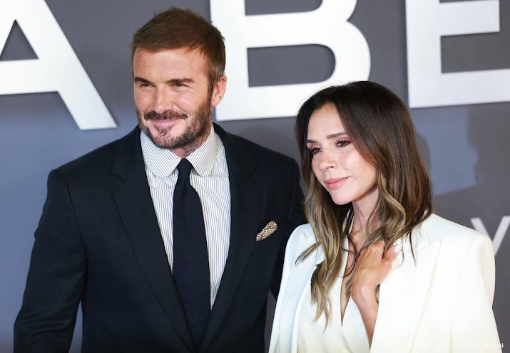 Victoria Beckham geeft David twee struiken voor Valentijnsdag