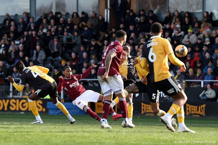 Summerville schiet West Ham naar achtste finale FA Cup