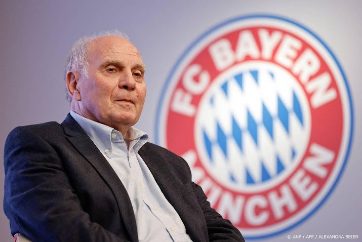 Bayern-topman Hoeness wil af van 'onbeschaamde' zaakwaarnemers