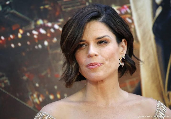Neve Campbell ontkracht geruchten over date met prins Harry
