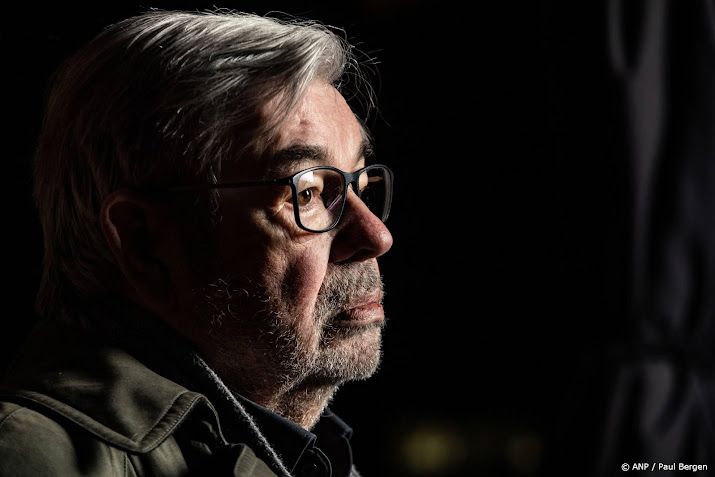 Maarten van Rossem geeft jonge mensen advies: ga kinderen maken