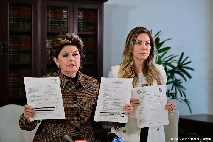 Weduwe vreest openbaarmaking collectie Hugh Hefner