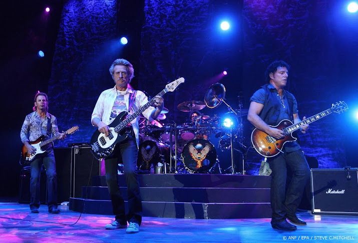 Steve Perry ontkent geruchten over reünie met band Journey