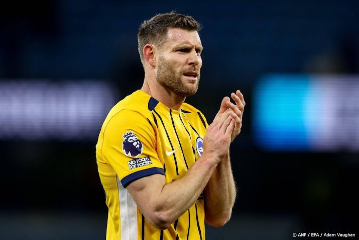 Milner (40) breekt record meeste wedstrijden in Premier League