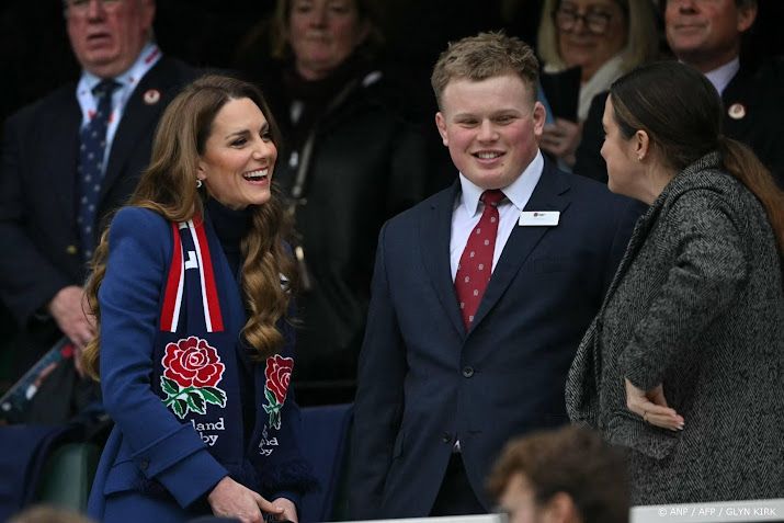 Catherine ziet Engelse rugbyers verliezen van Ierland