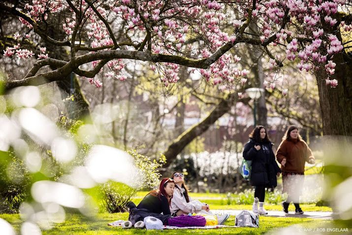 Warm lenteweer in aantocht met zon en droge periodes