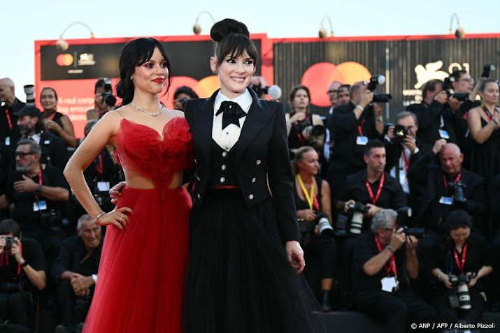 Winona Ryder maakt opwachting in derde seizoen Wednesday