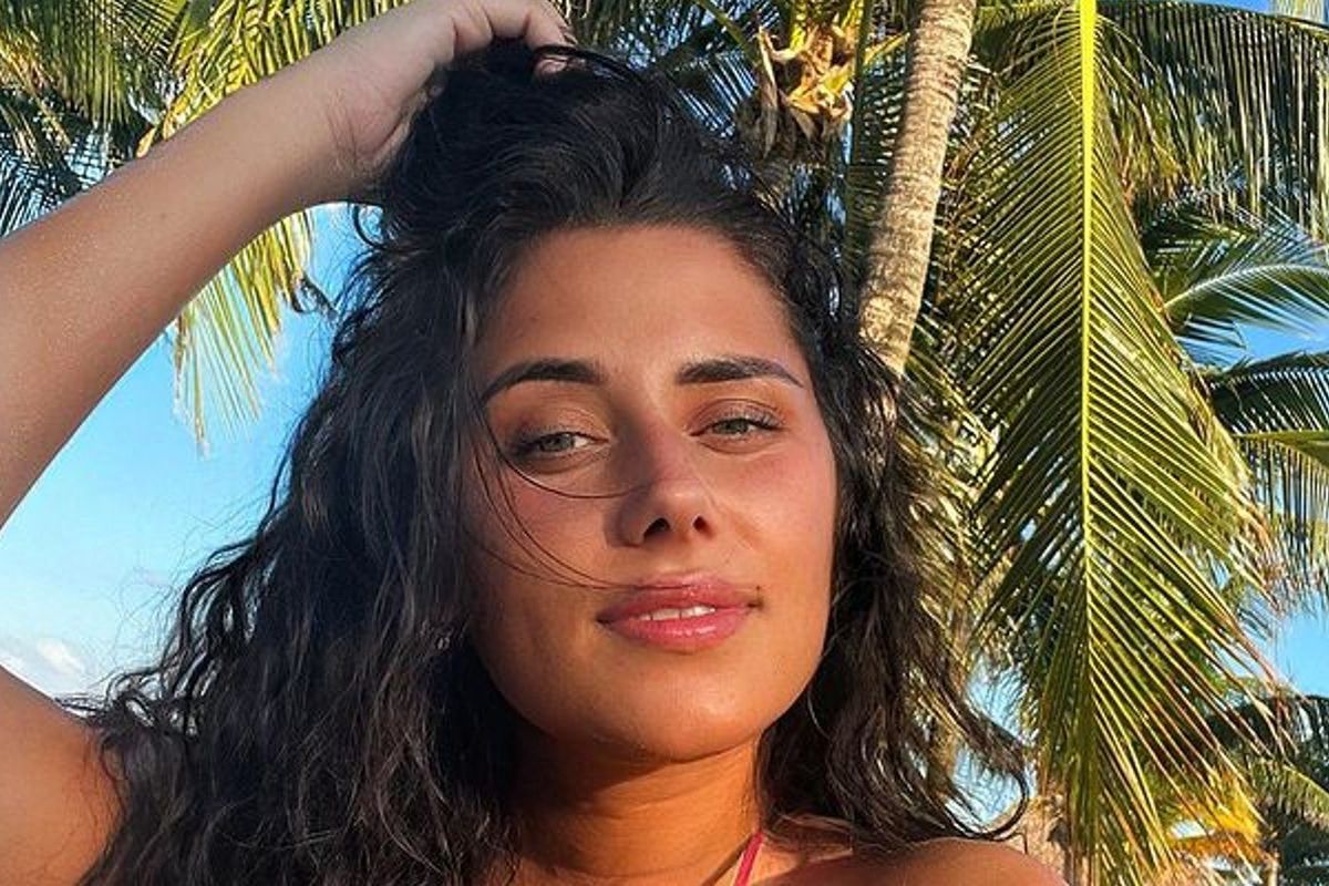 Raphaëlla uit 'Love Island' pronkt met lichaam in kleine bikini: "Zo sexy"