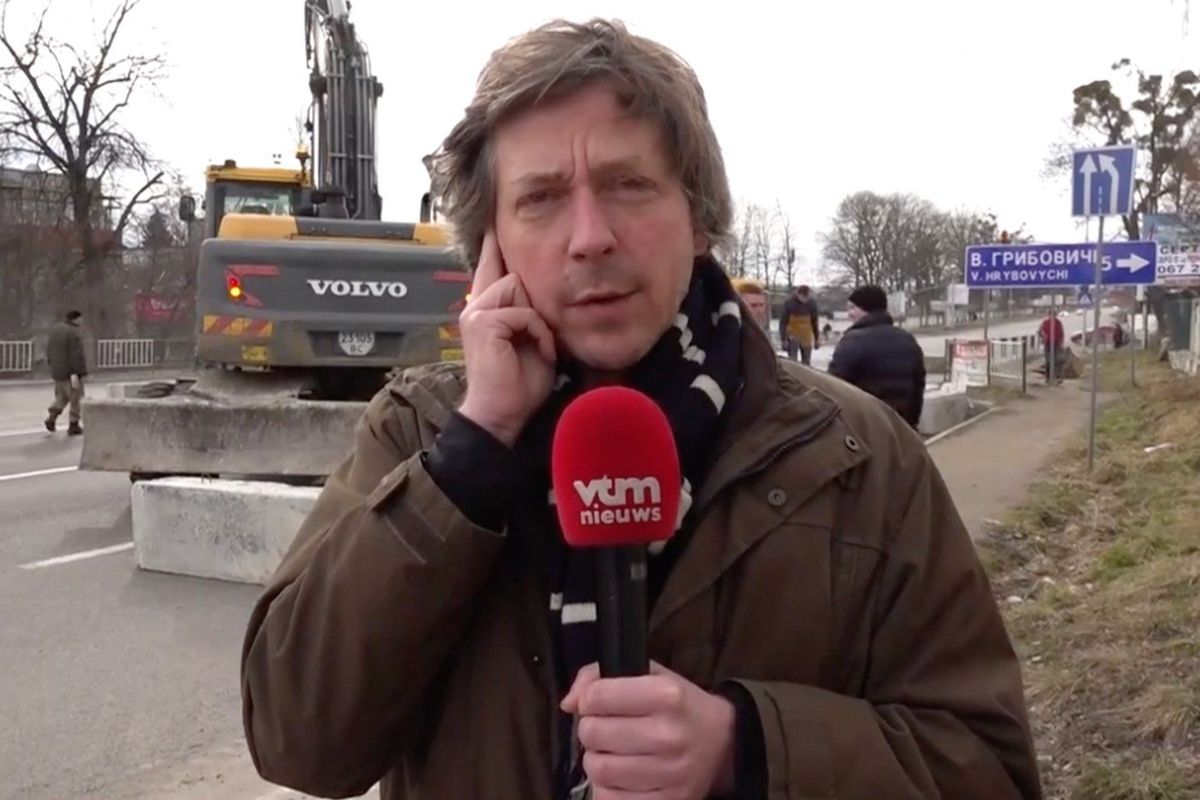 VTM-oorlogsjournalist Robin Ramaekers in Oekraïne: "Hier moet ik nu op overleven"