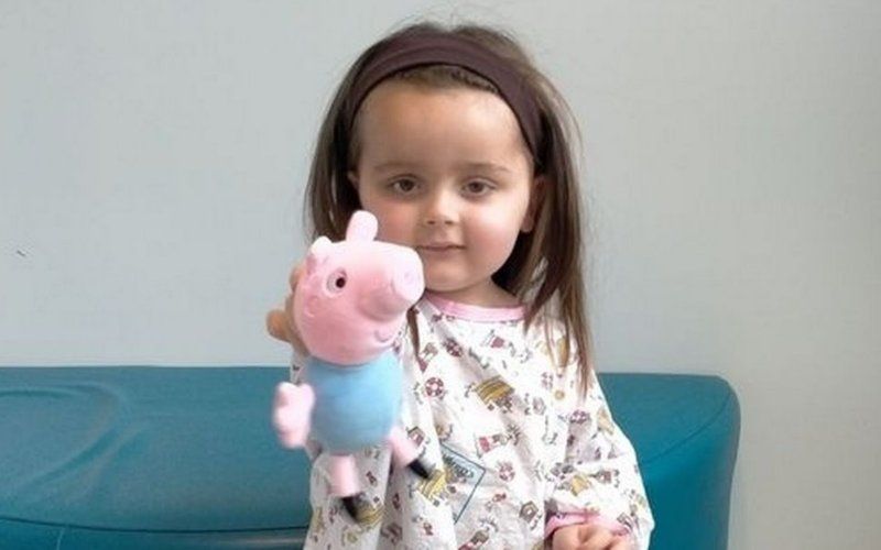 Familie betaalt 4.700 euro per maand om 3-jarige dochter in leven te houden na kankerdiagnose