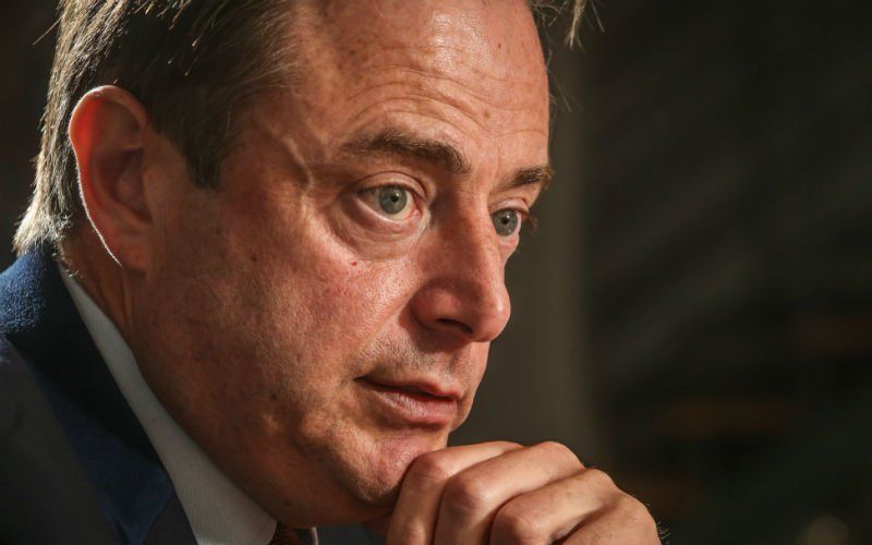 N-VA diep in de problemen: "Bart De Wever heeft een bloedfout gemaakt"