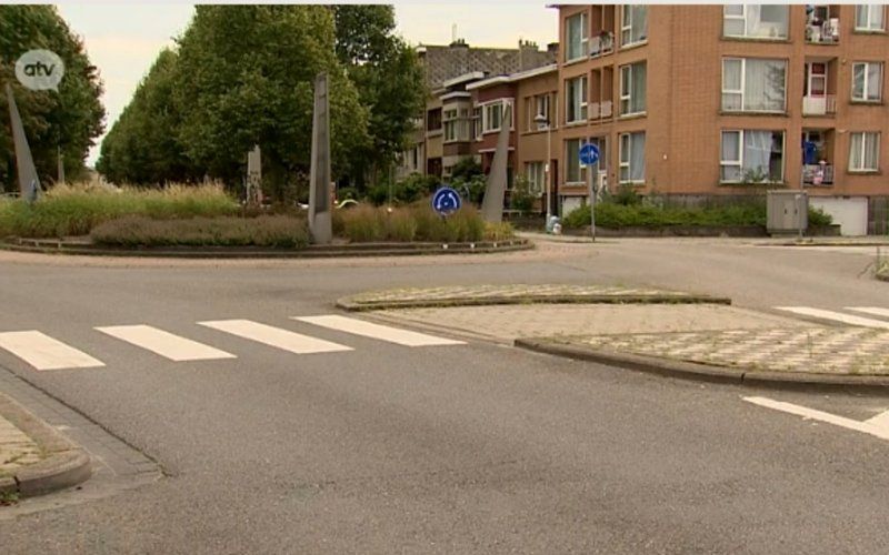 Mannen sleuren meisje van 13 in bestelbus in Deurne