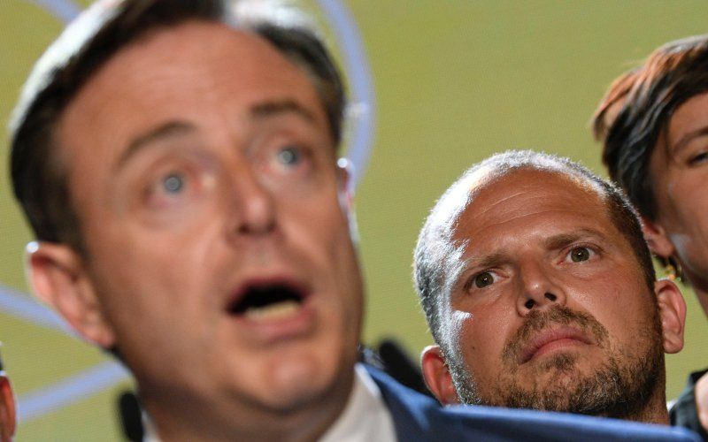 Theo Francken spreekt straffe taal: “Bart De Wever is de sterkste politicus van zijn generatie”