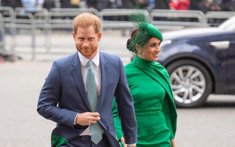 Meghan Markle en prins Harry veroorzaken heuse mediastorm: “Dit is nog nooit gebeurd”