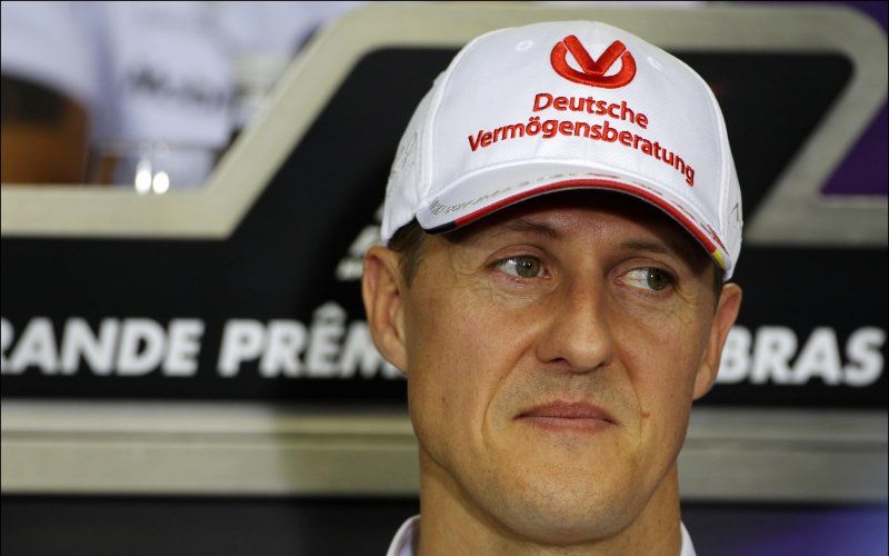 Zeer pijnlijke details gelekt over gezondheidstoestand van Michael Schumacher: "Zelfs dat kan hij niet"