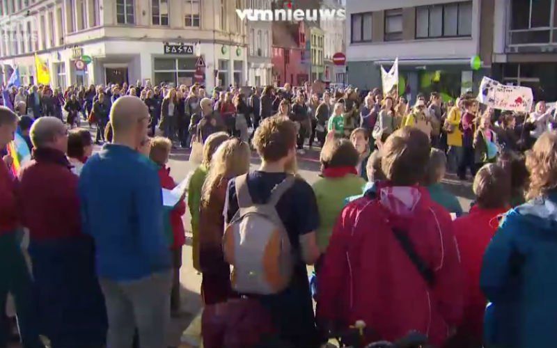Gentse klimaatmars is succes, Anuna De Wever haalt uit: "Wel, waar blijft het?"