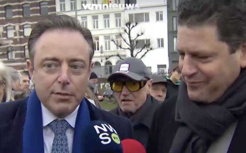 Bart De Wever en Tom Meeuws verzoenen zich voor camera's